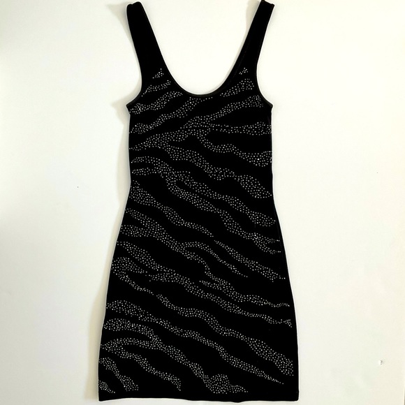 Express Glam Dress - Picture 1 of 9